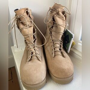 Belleville Army Combat Boot Temperate Climate Leather Size 12W Gortex Vibram